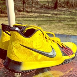 Kyrie 2 “Bruce Lee” Kobe mamba mentality (rare)